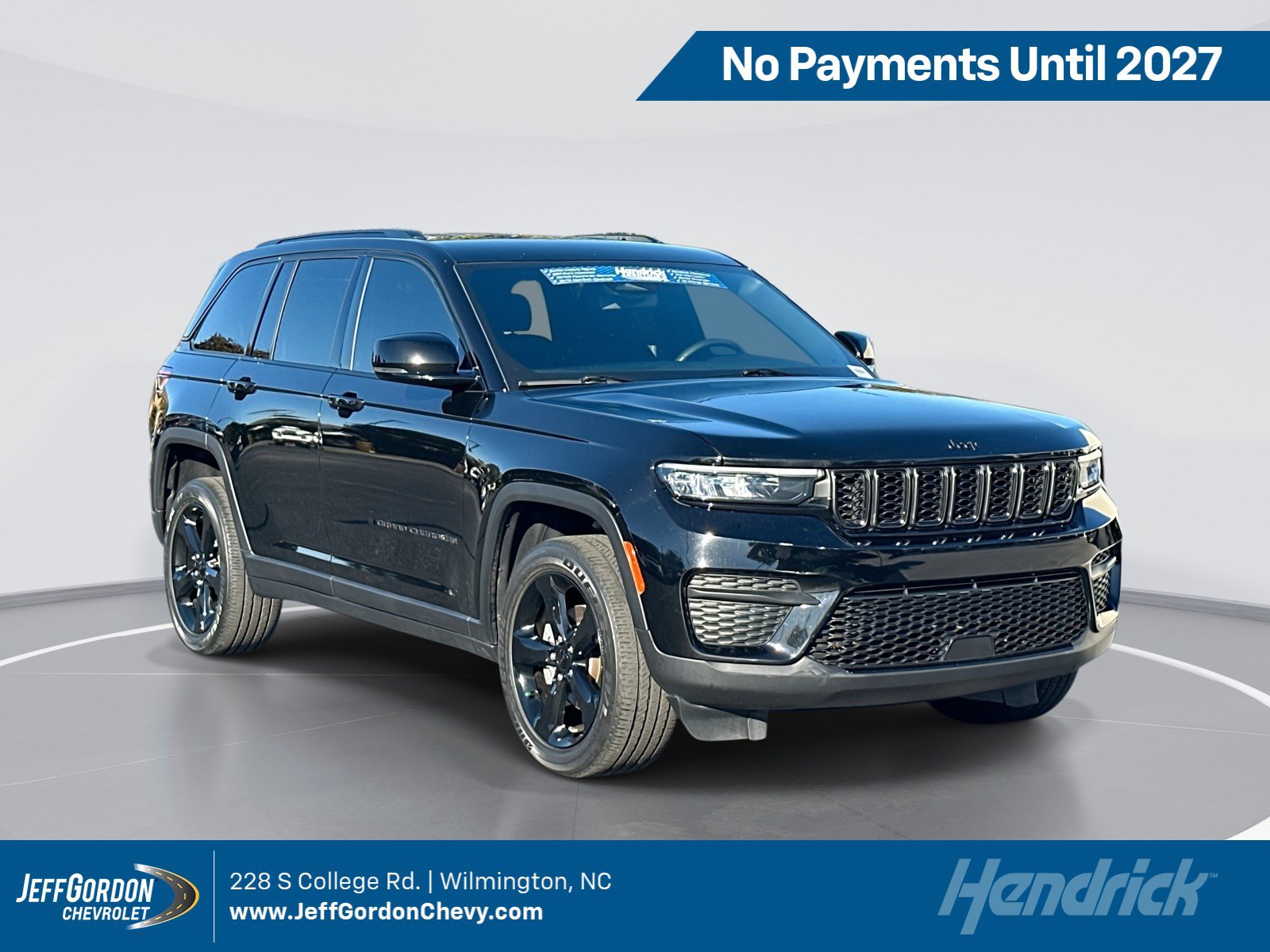 Used 2024 Jeep Grand Cherokee Altitude SUV