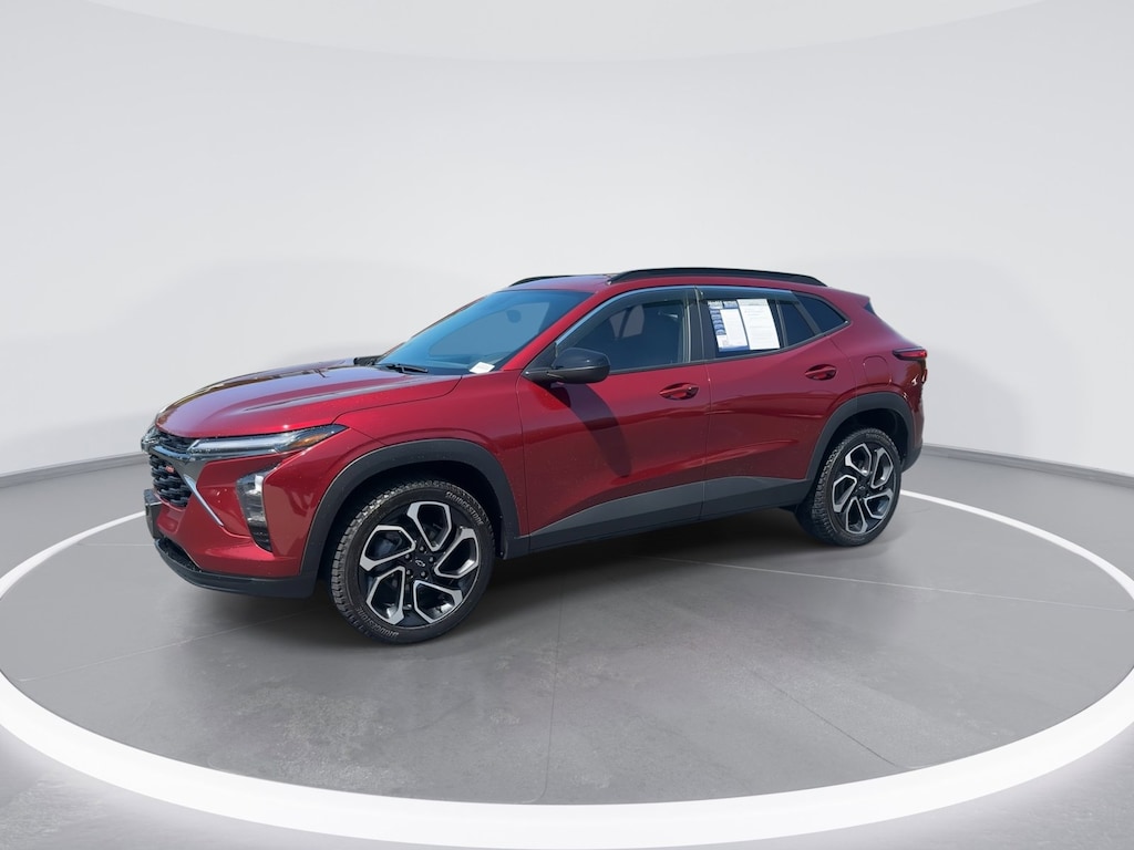 Used 2025 Chevrolet Trax 2RS SUV