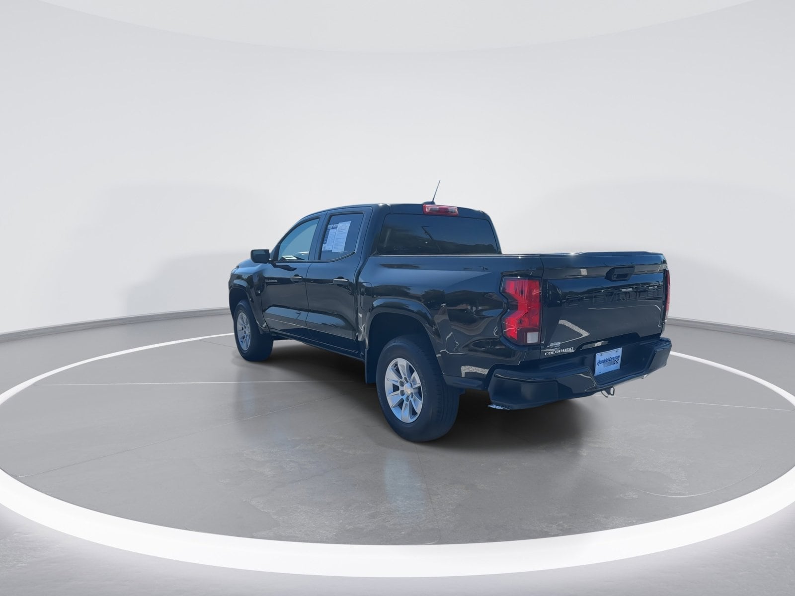 2024 Chevrolet Colorado 2WD Work Truck photo 6