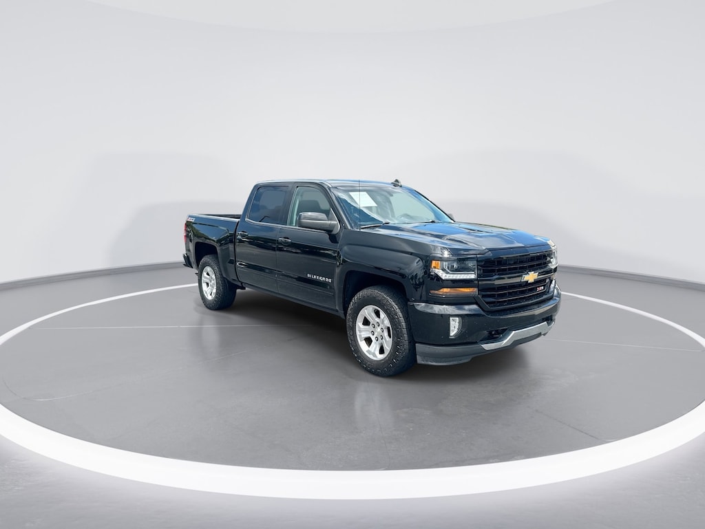 Used 2017 Chevrolet Silverado 1500 LT Pickup