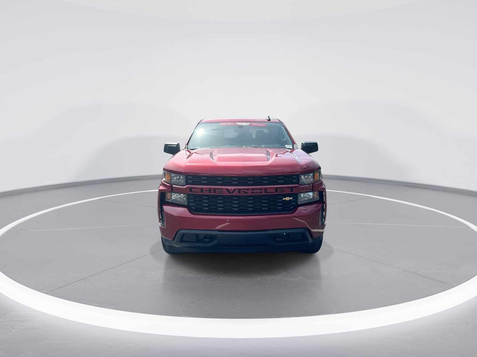 2020 Chevrolet Silverado 1500 Custom photo 2