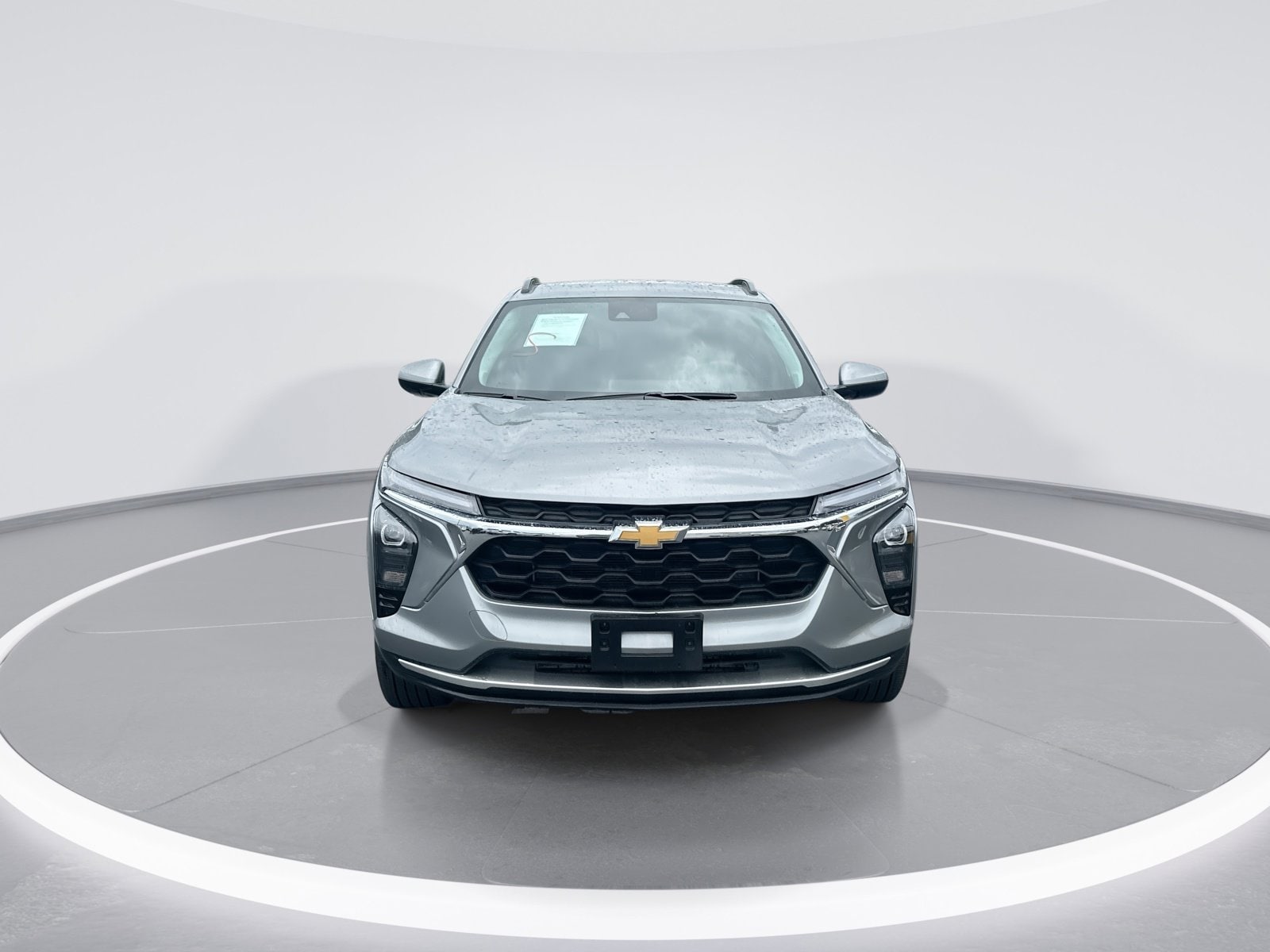 2025 Chevrolet Trax LT photo 3