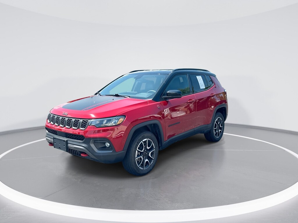 Used 2025 Jeep Compass Trailhawk SUV