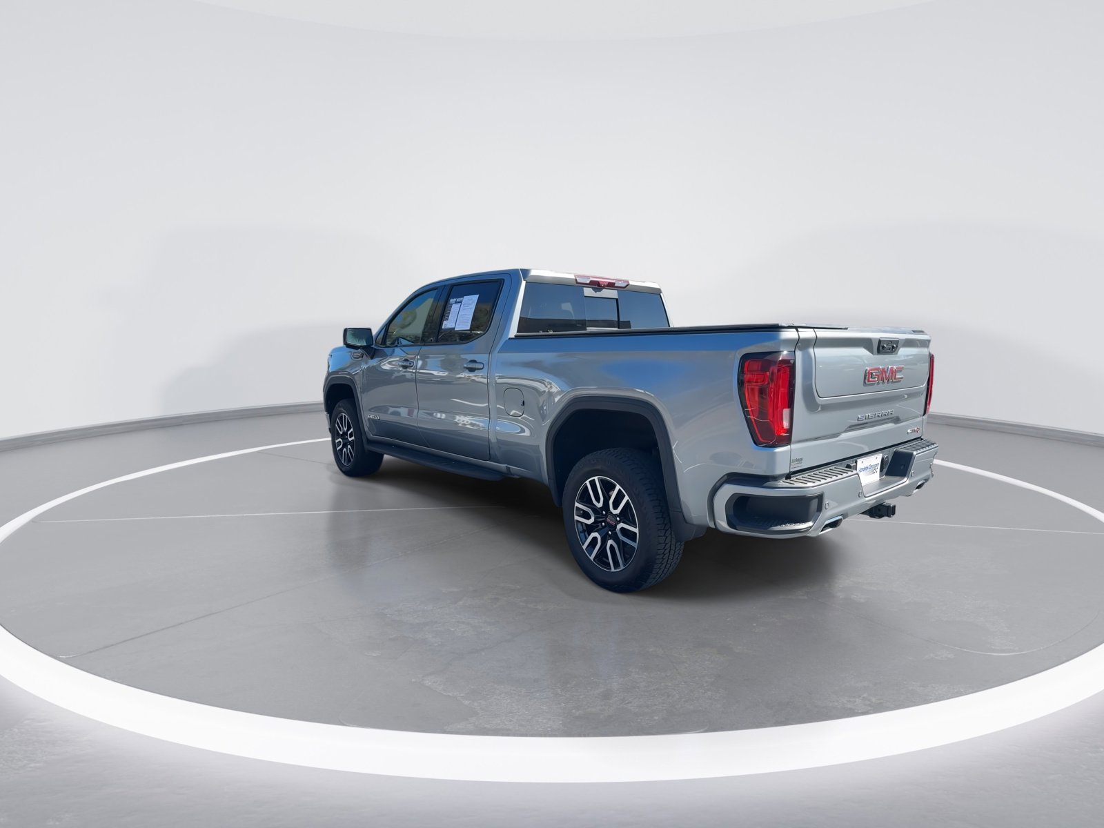 2025 GMC Sierra 1500 AT4 photo 6