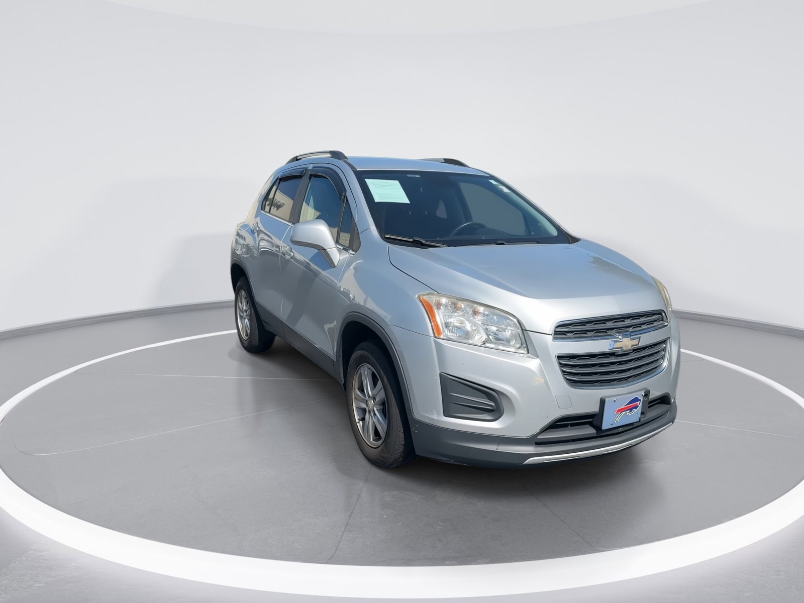 2015 Chevrolet Trax LT photo 2