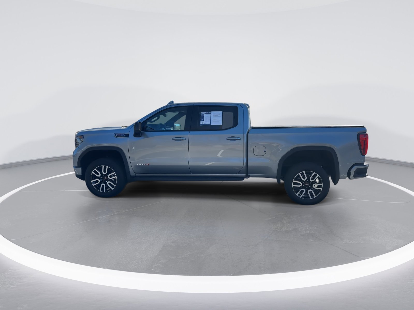 2025 GMC Sierra 1500 AT4 photo 5