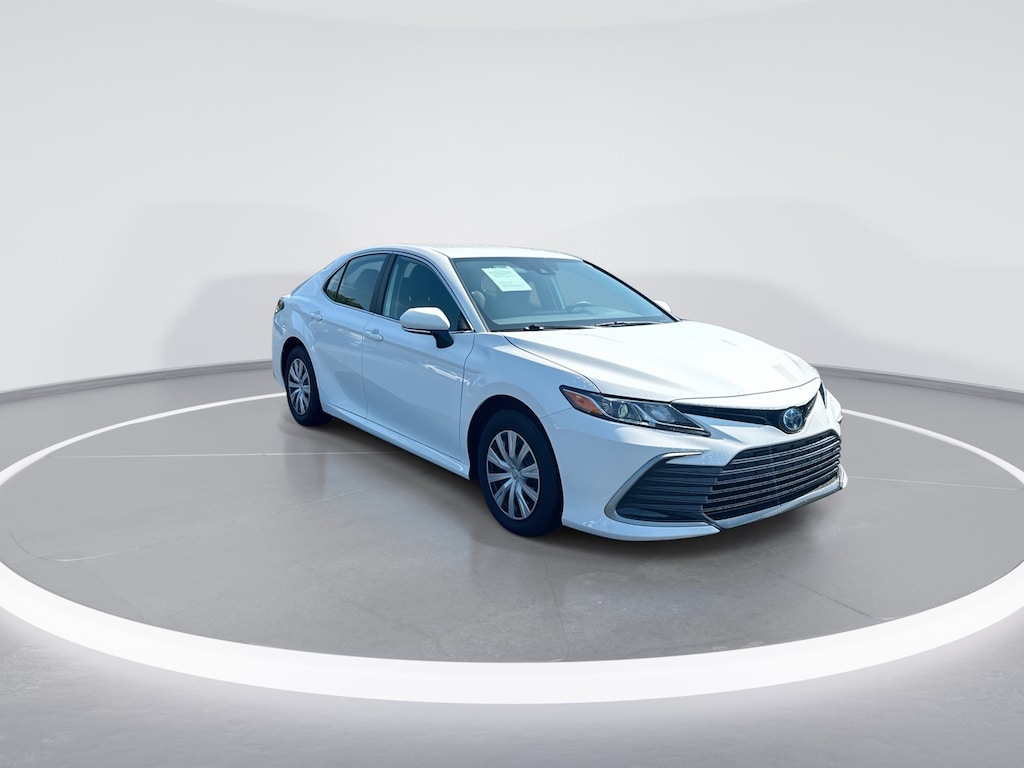 Used 2022 Toyota Camry Hybrid LE Sedan