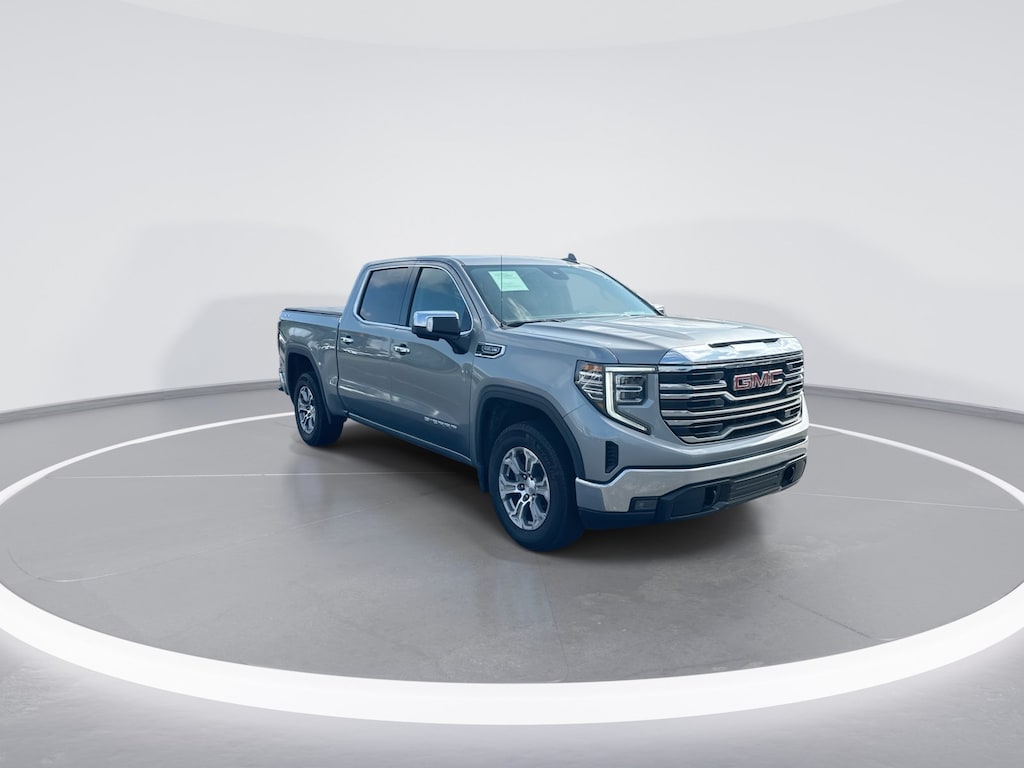 Used 2025 GMC Sierra 1500 SLT Pickup