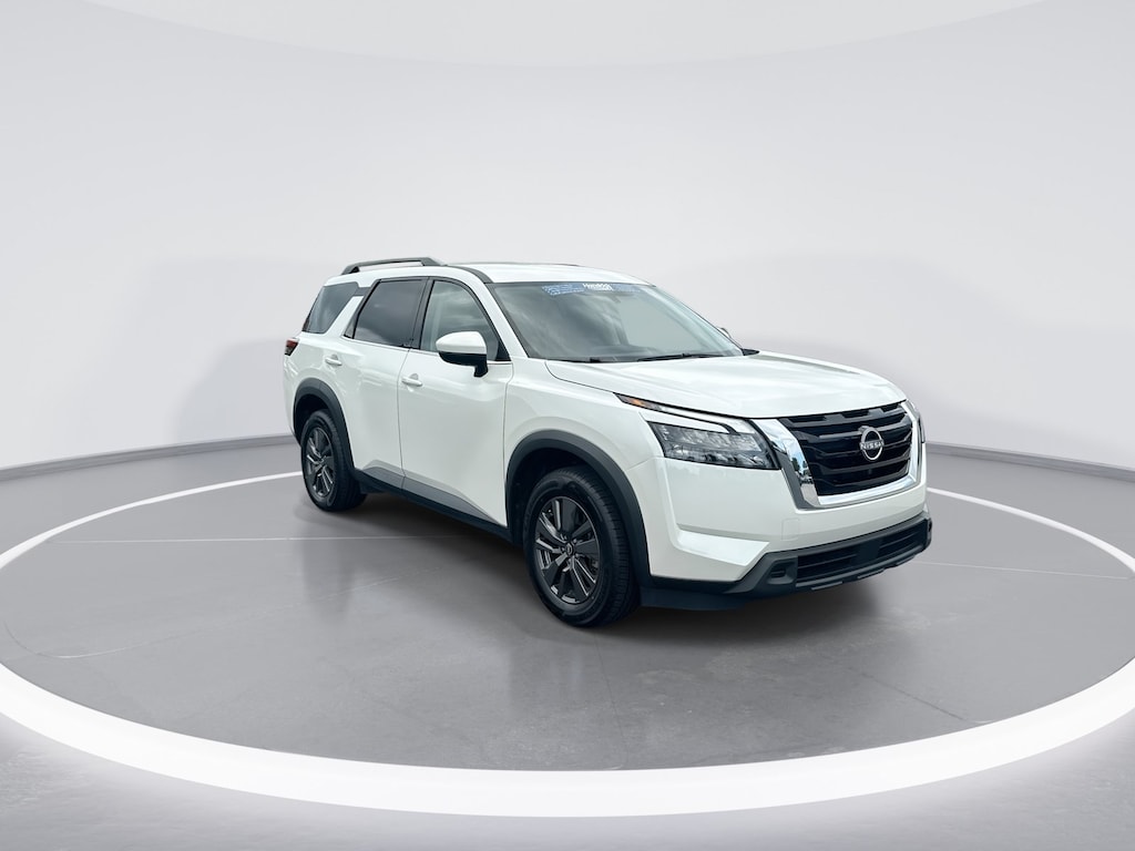 Used 2024 Nissan Pathfinder SV SUV