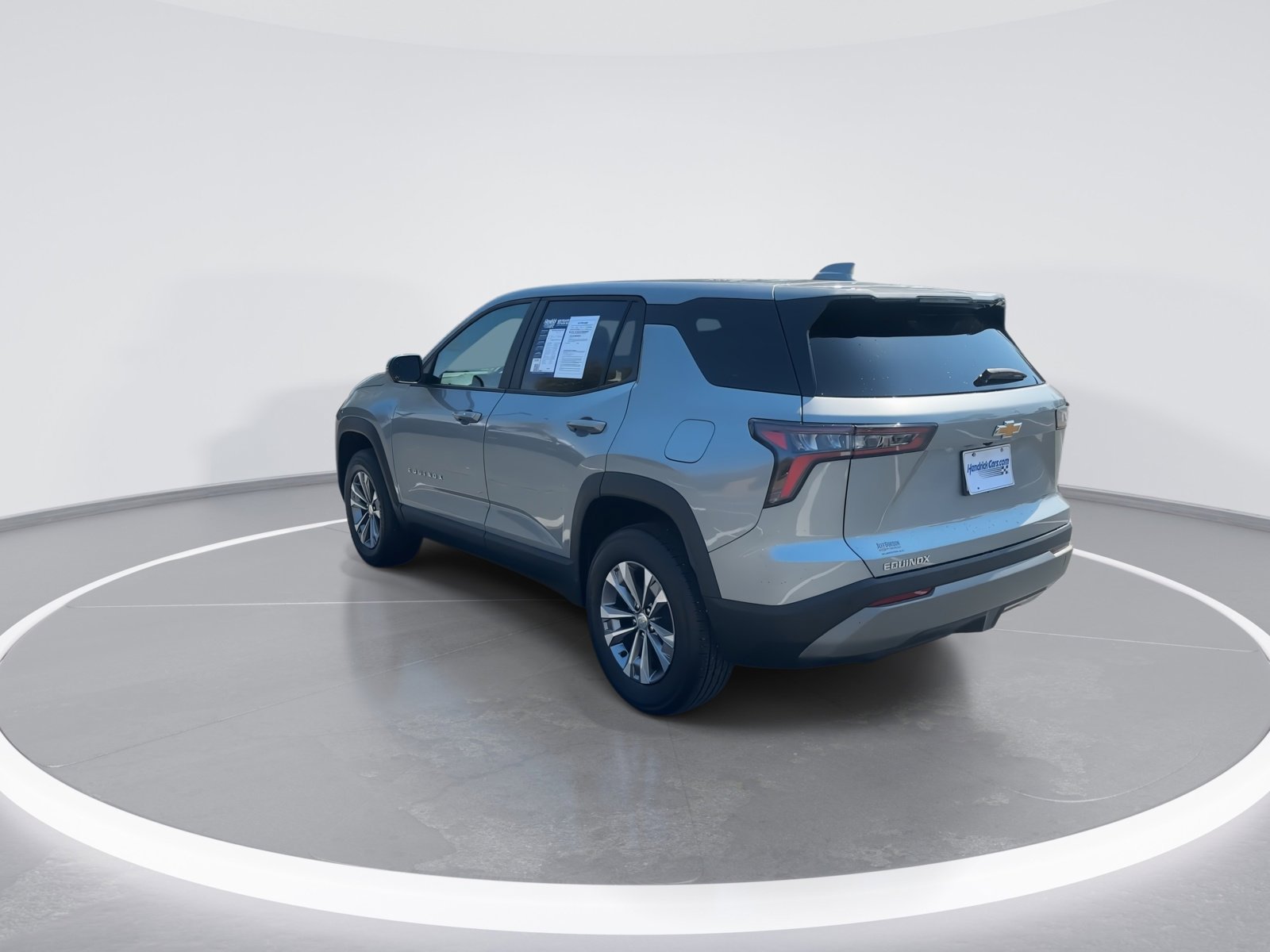 2025 Chevrolet Equinox FWD LT photo 6