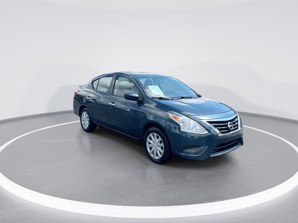 Used 2016 Nissan Versa SV Sedan