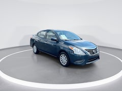 2016 Nissan Versa SV Sedan