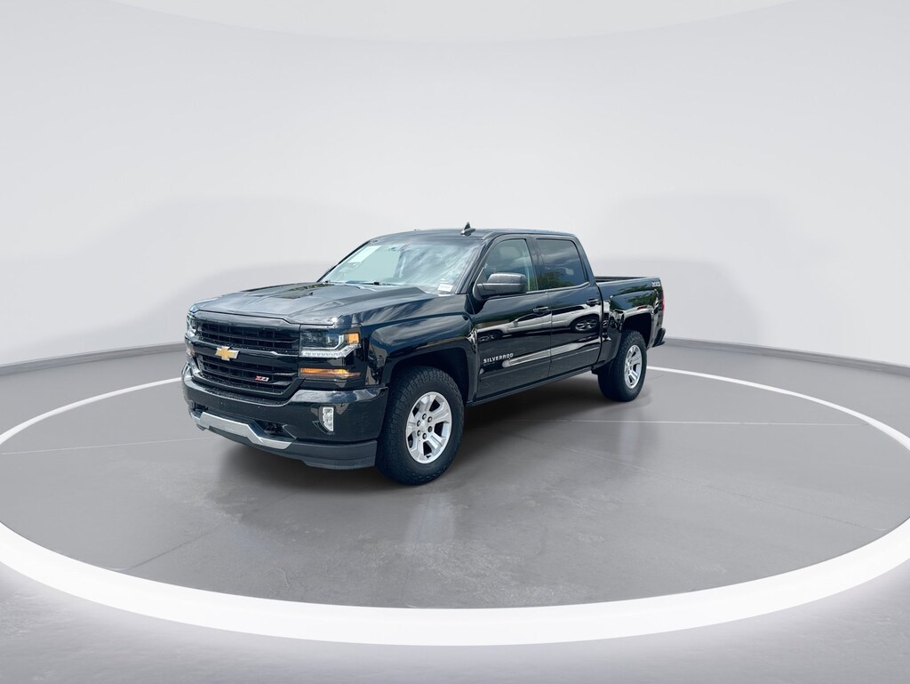 Used 2017 Chevrolet Silverado 1500 LT Pickup