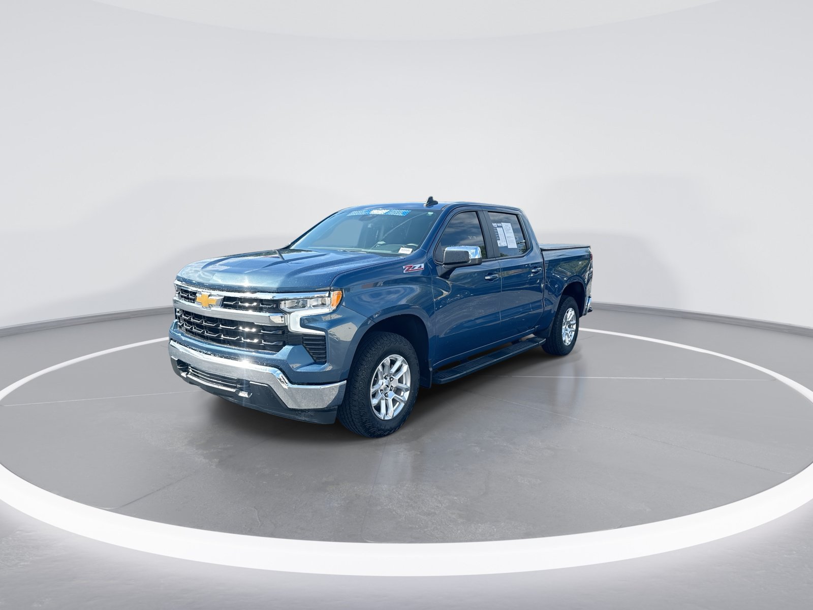 Used 2024 Chevrolet Silverado 1500 LT Pickup
