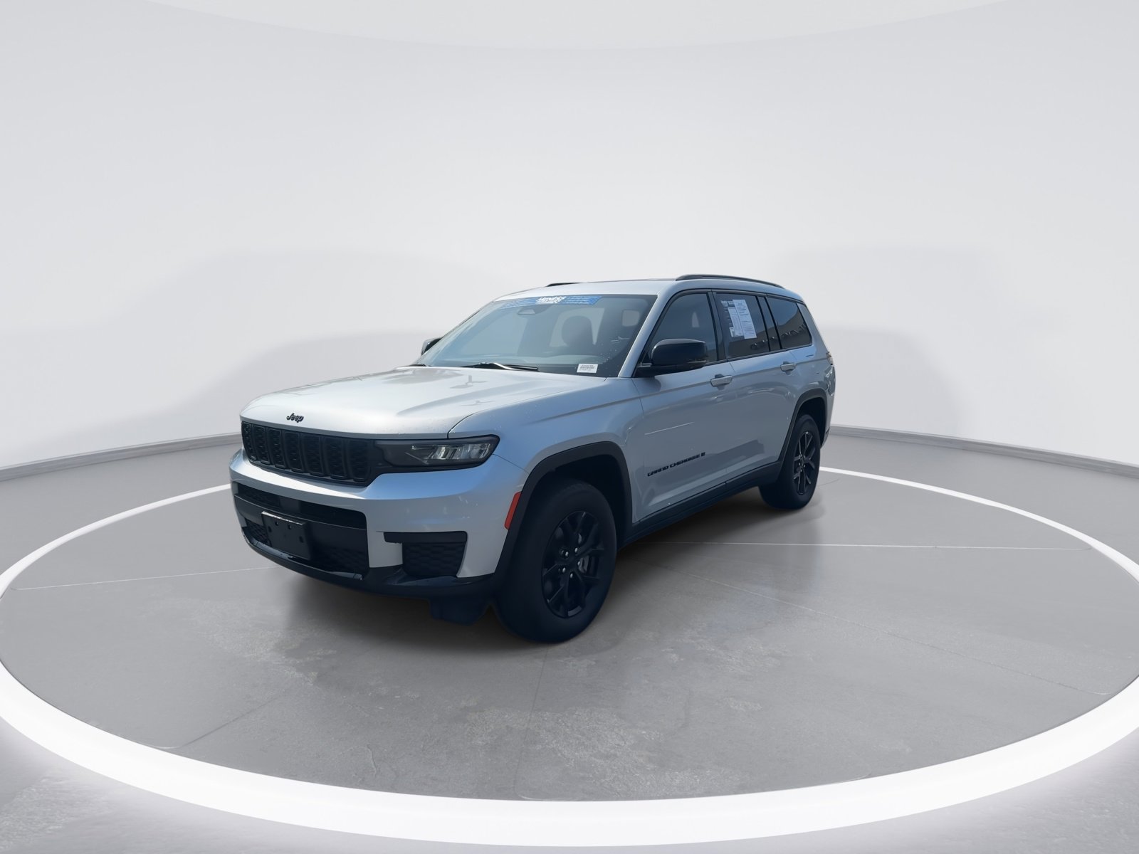 2024 Jeep Grand Cherokee L Altitude photo 4