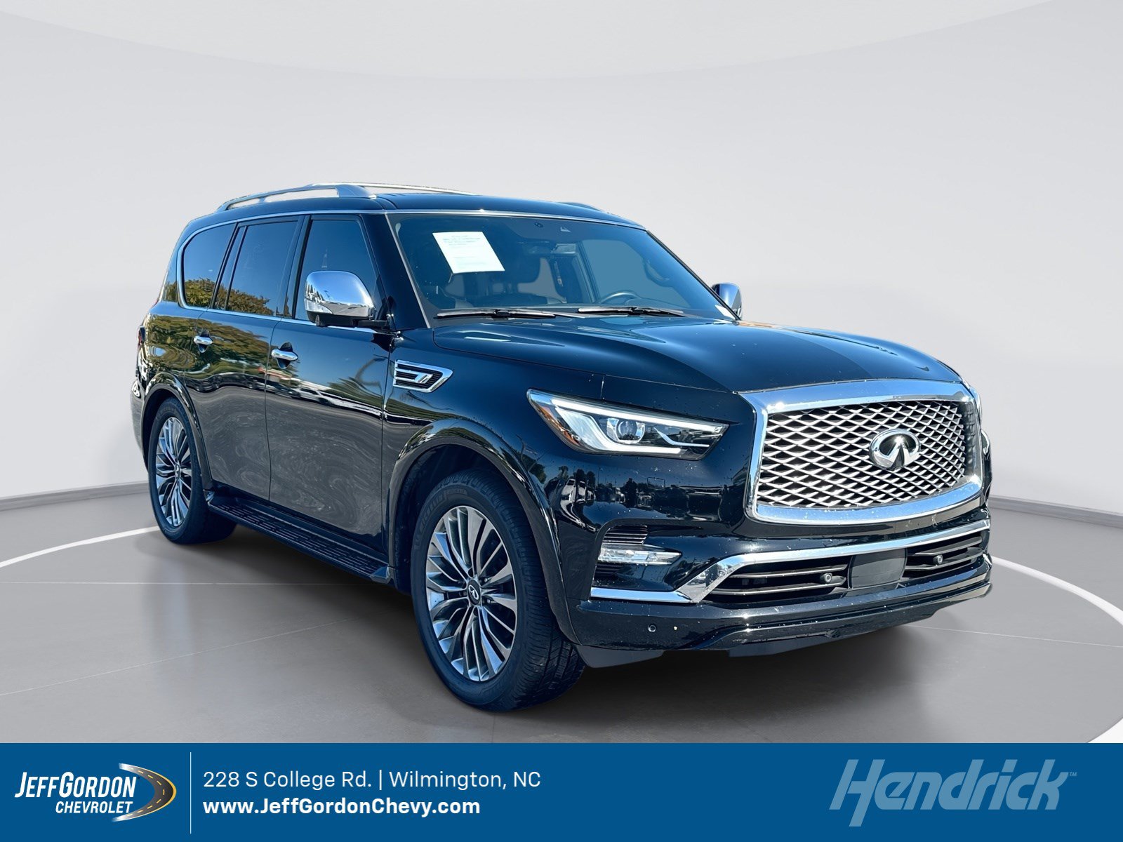  INFINITI QX80