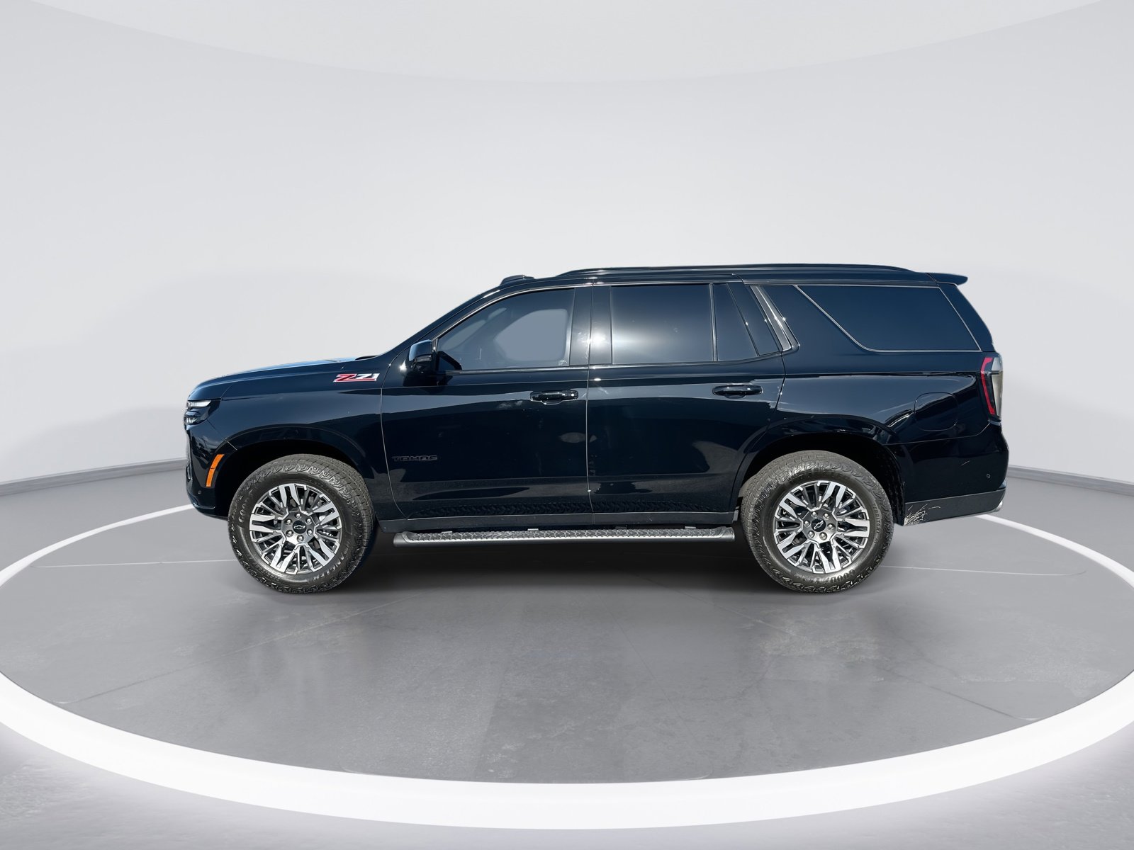 2025 Chevrolet Tahoe Z71 photo 6