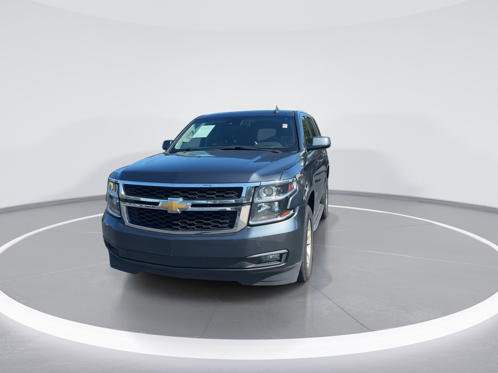 2020 Chevrolet Tahoe LT photo 3