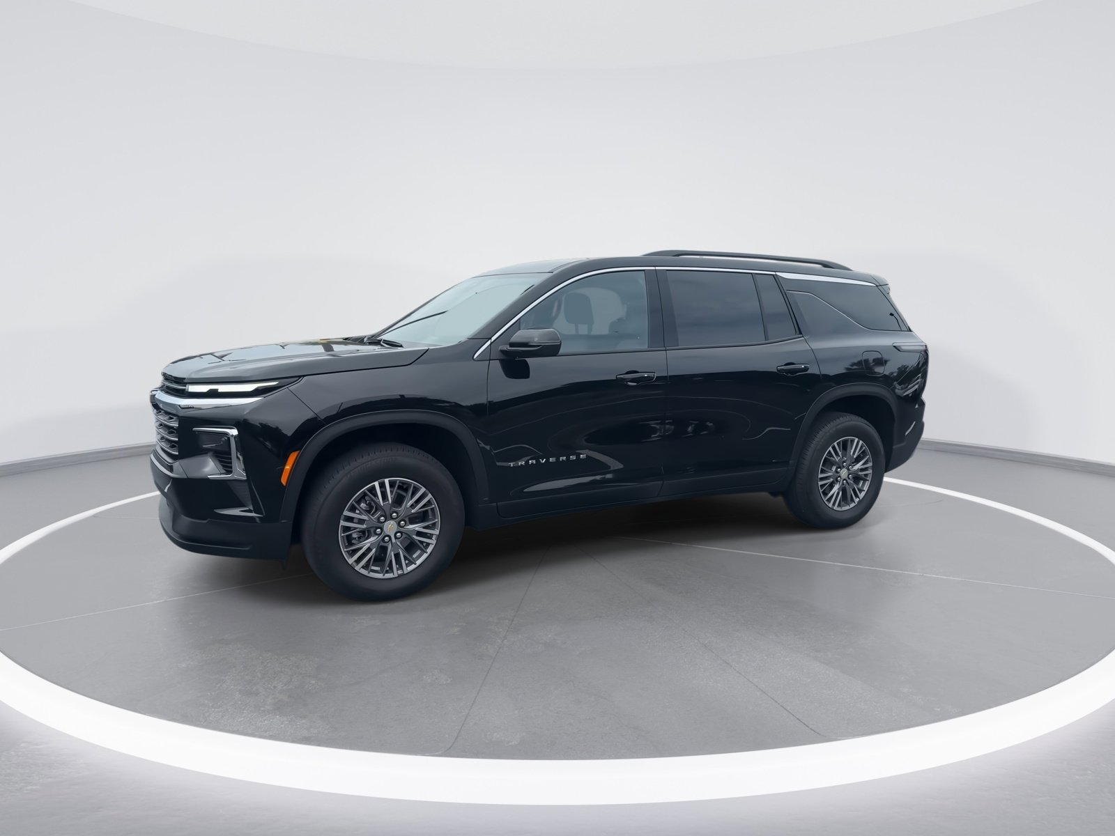 2025 Chevrolet Traverse LT photo 5
