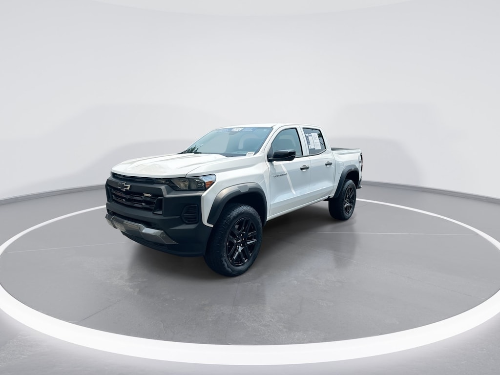 Used 2024 Chevrolet Colorado 4WD Trail Boss Pickup