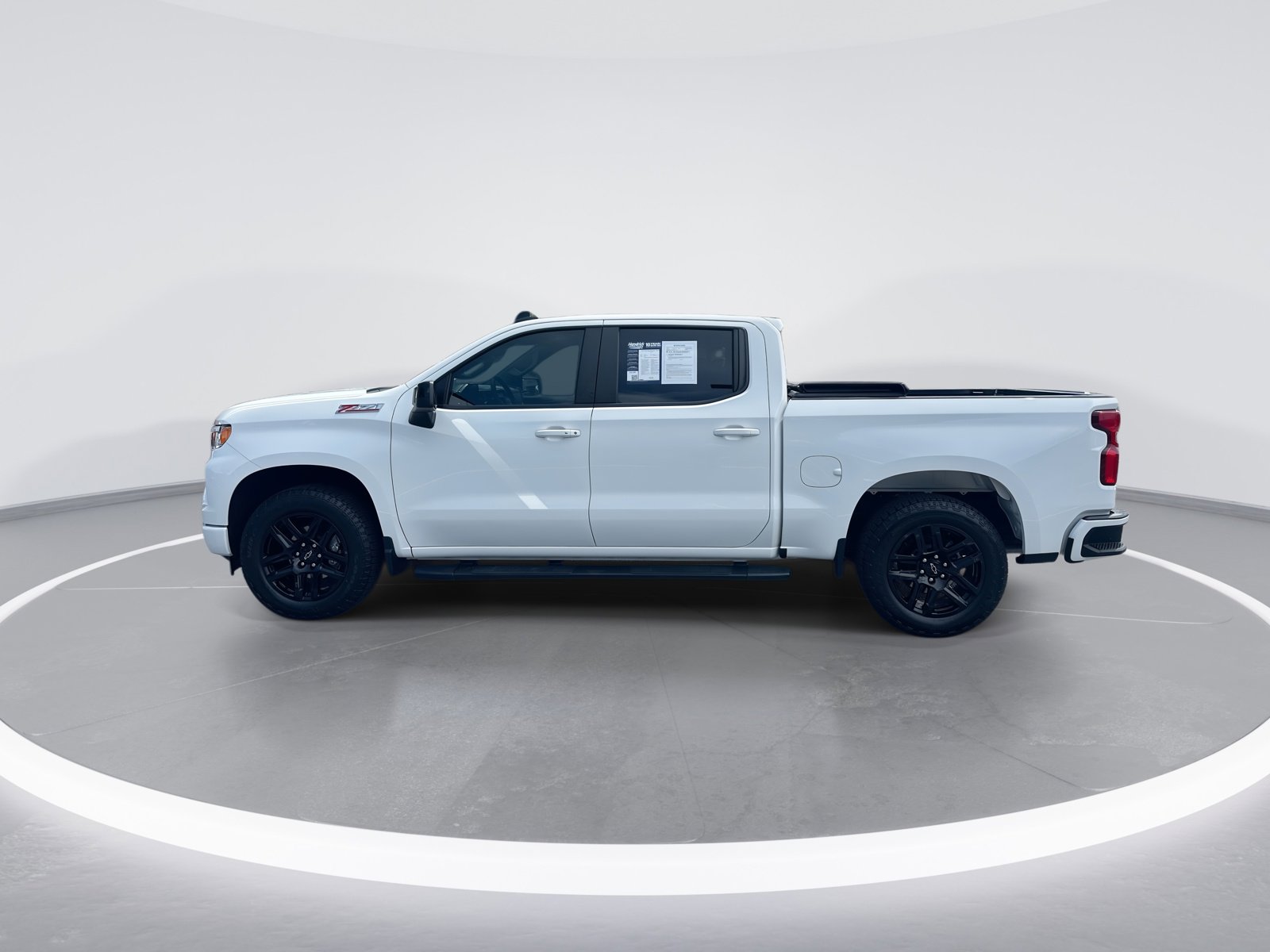 2024 Chevrolet Silverado 1500 RST photo 5