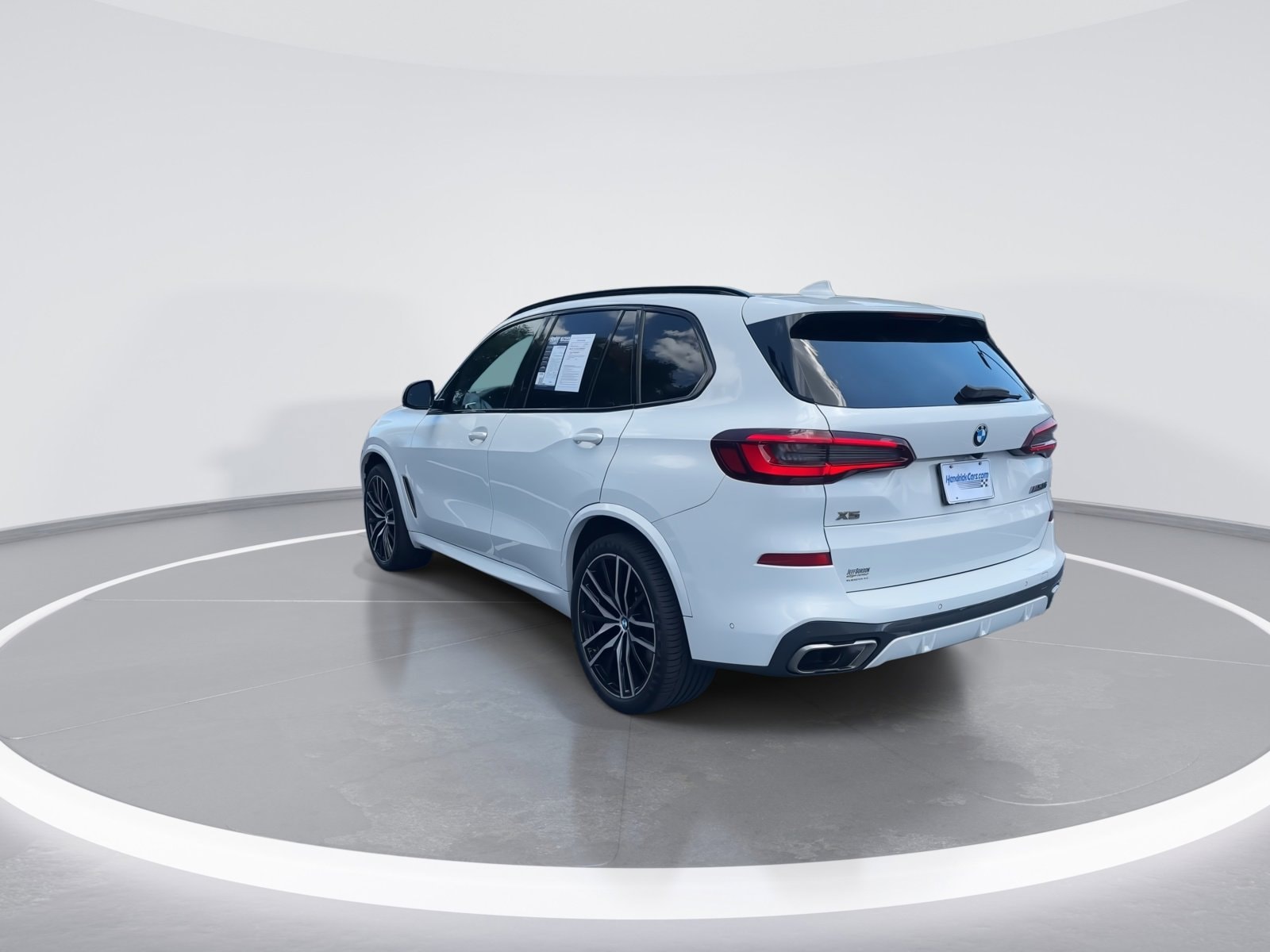 2023 BMW X5 M50i photo 6