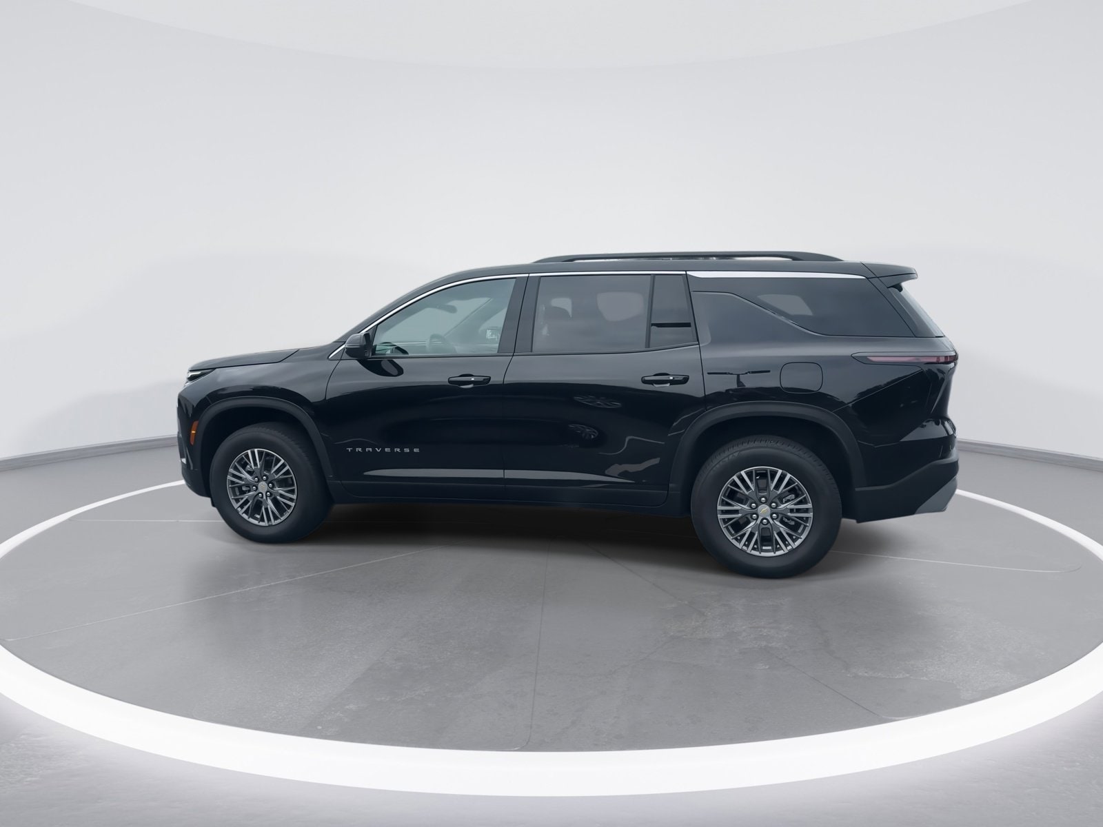 2025 Chevrolet Traverse LT photo 6