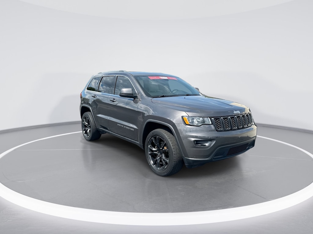 Used 2019 Jeep Grand Cherokee Laredo E SUV