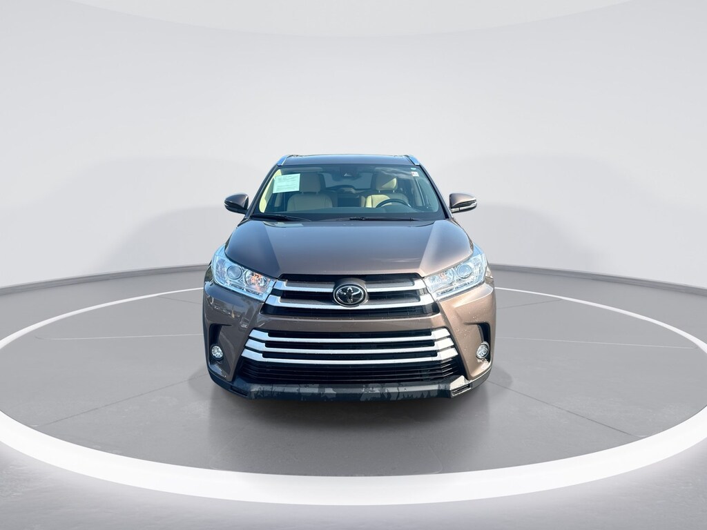 Used 2019 Toyota Highlander XLE SUV