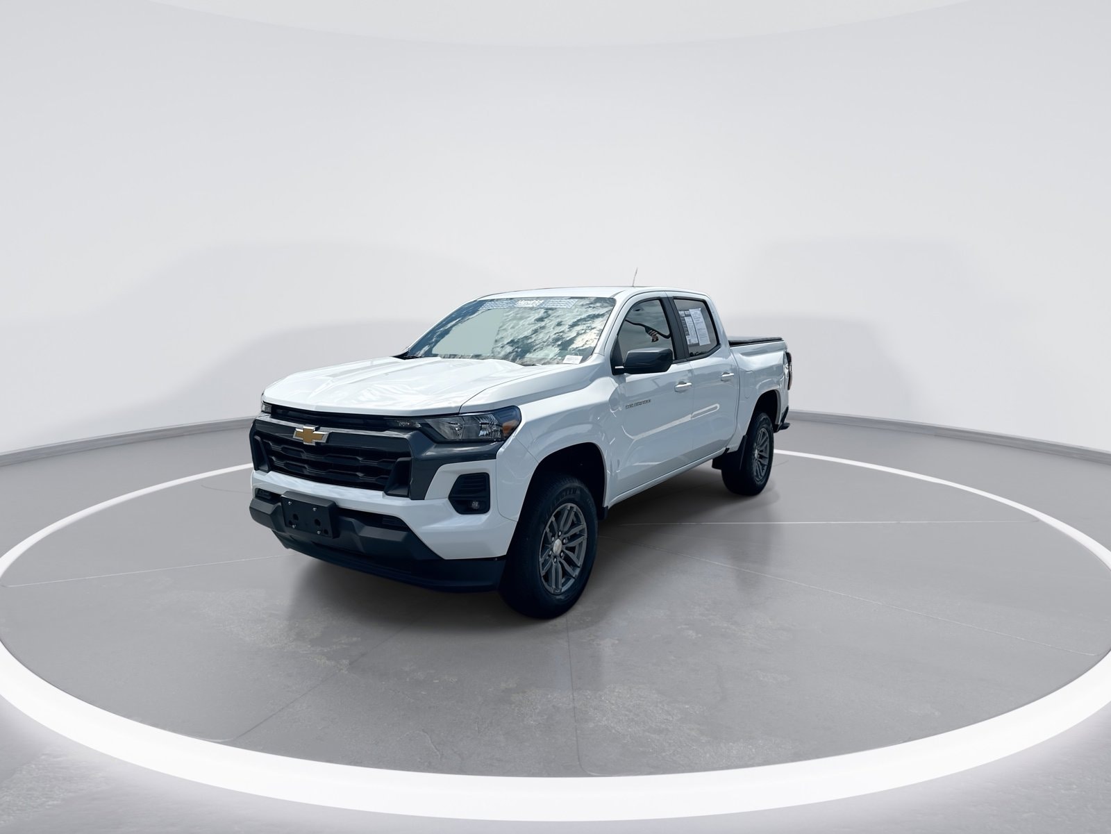 2023 Chevrolet Colorado LT photo 4