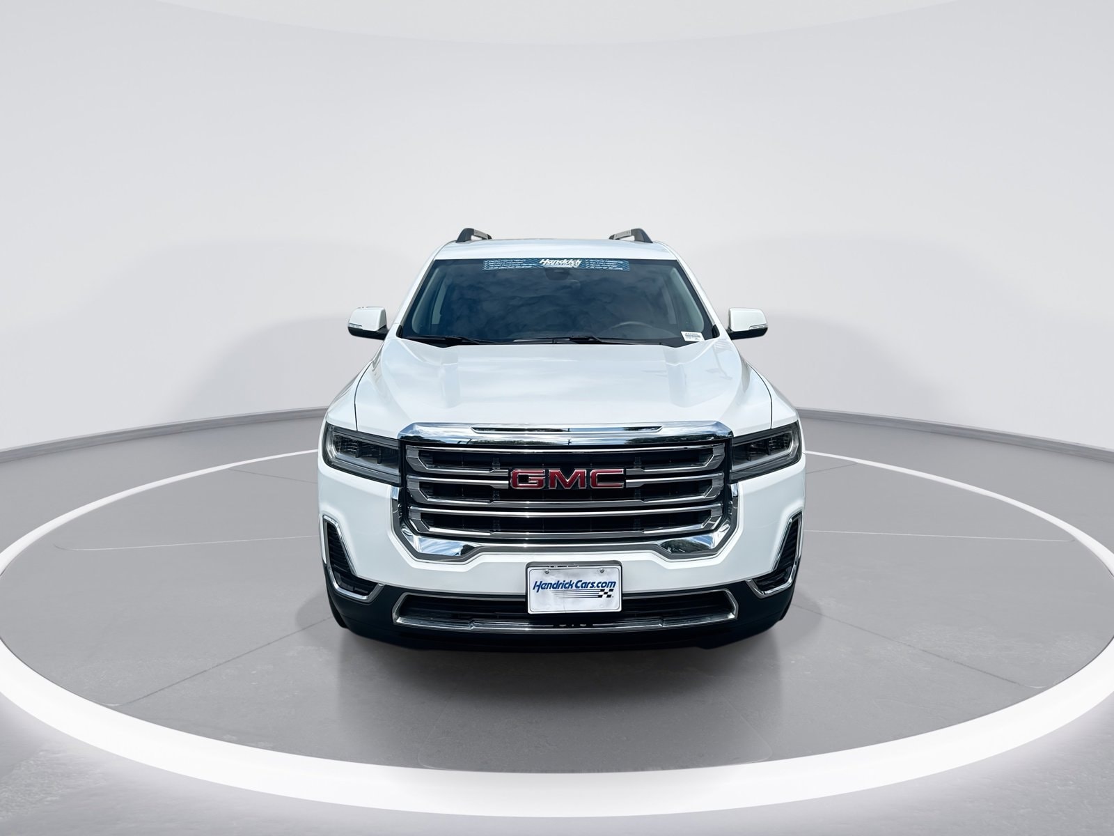 2023 GMC Acadia SLE photo 2