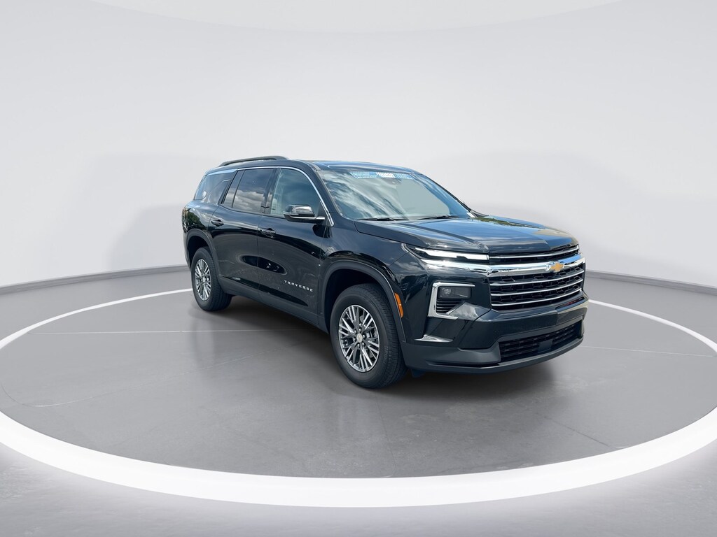 Used 2025 Chevrolet Traverse FWD LT SUV