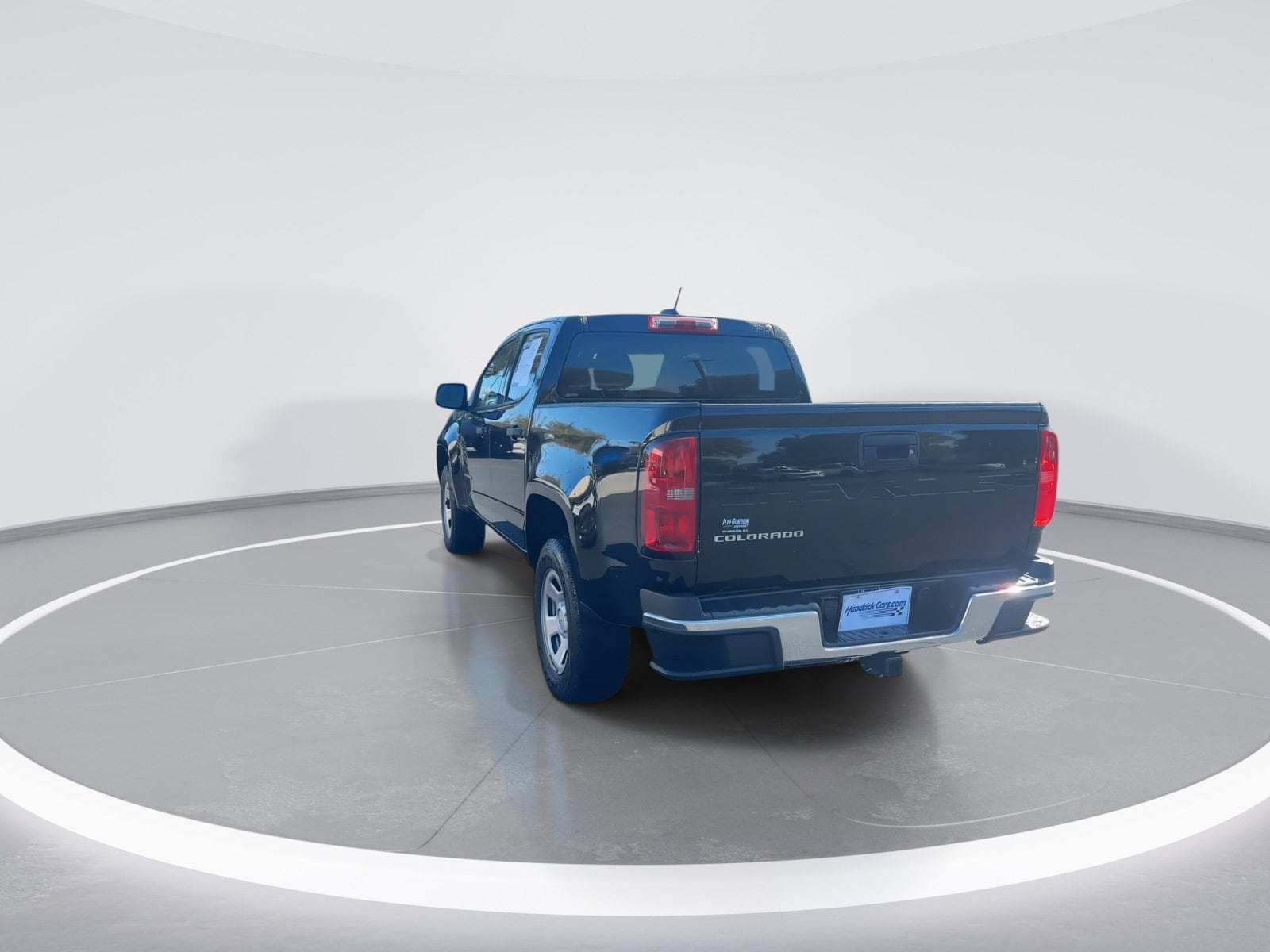 2022 Chevrolet Colorado 2WD Work Truck photo 3