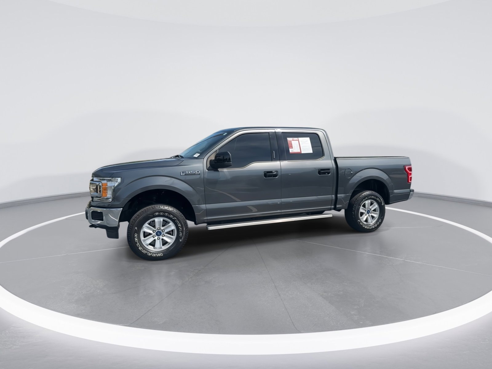 2019 Ford F-150 XLT photo 4