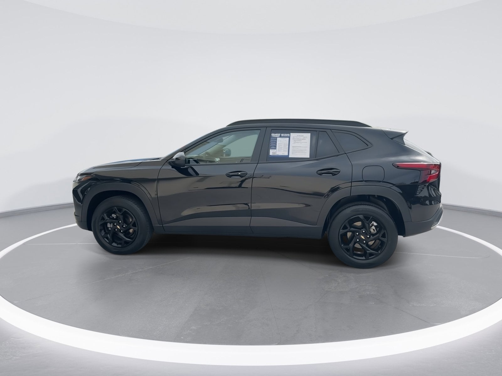 2025 Chevrolet Trax LT photo 5