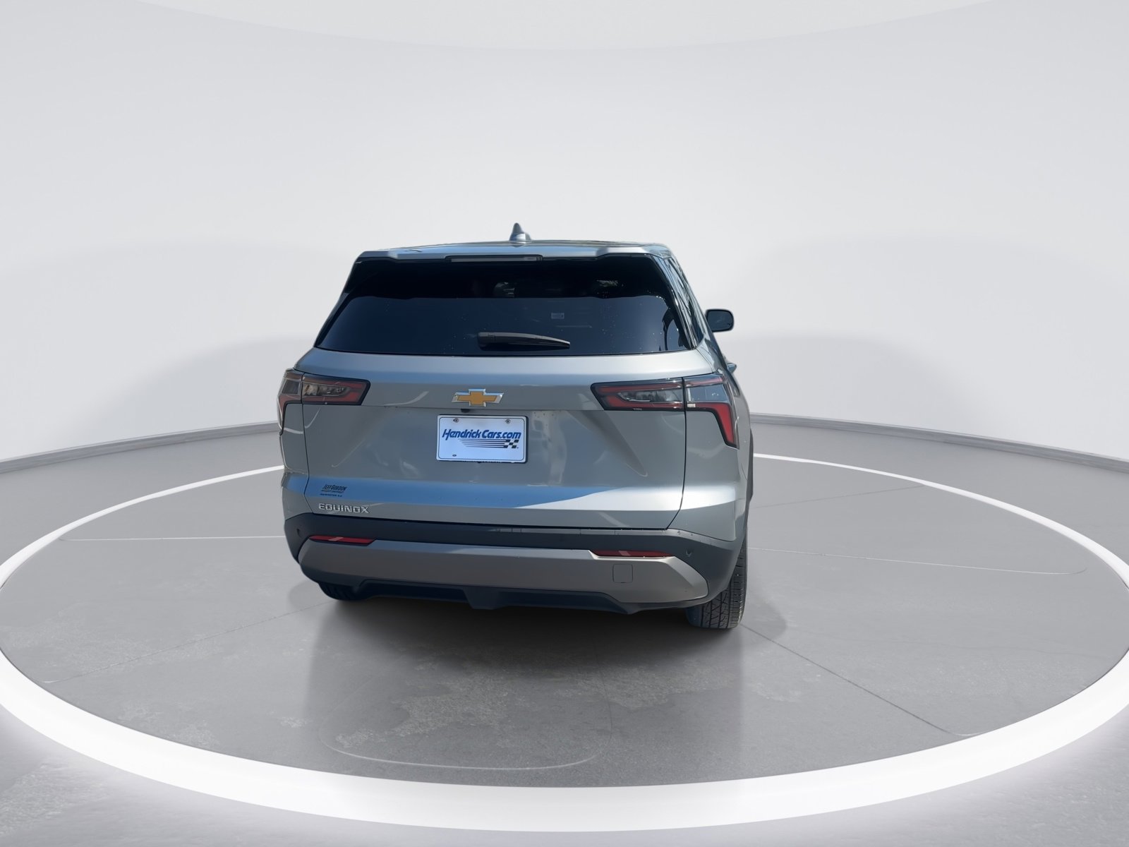 2025 Chevrolet Equinox FWD LT photo 3