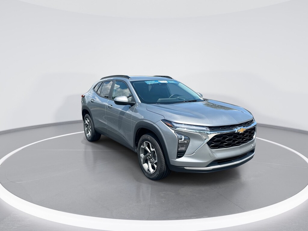 Used 2024 Chevrolet Trax LT SUV