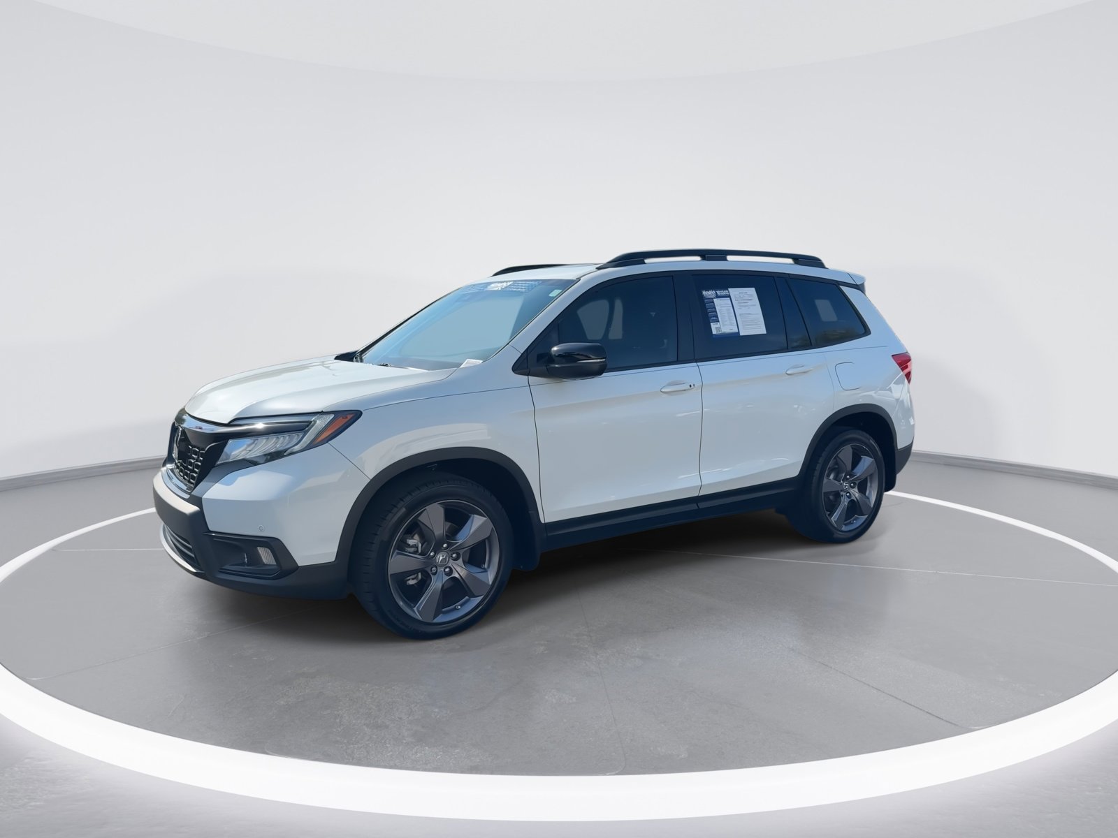2021 Honda Passport Touring photo 4