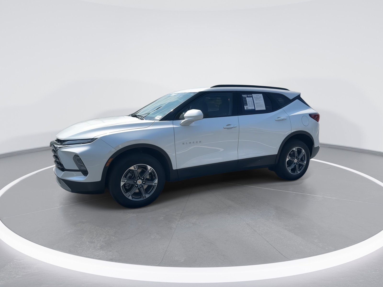 2024 Chevrolet Blazer LT photo 4