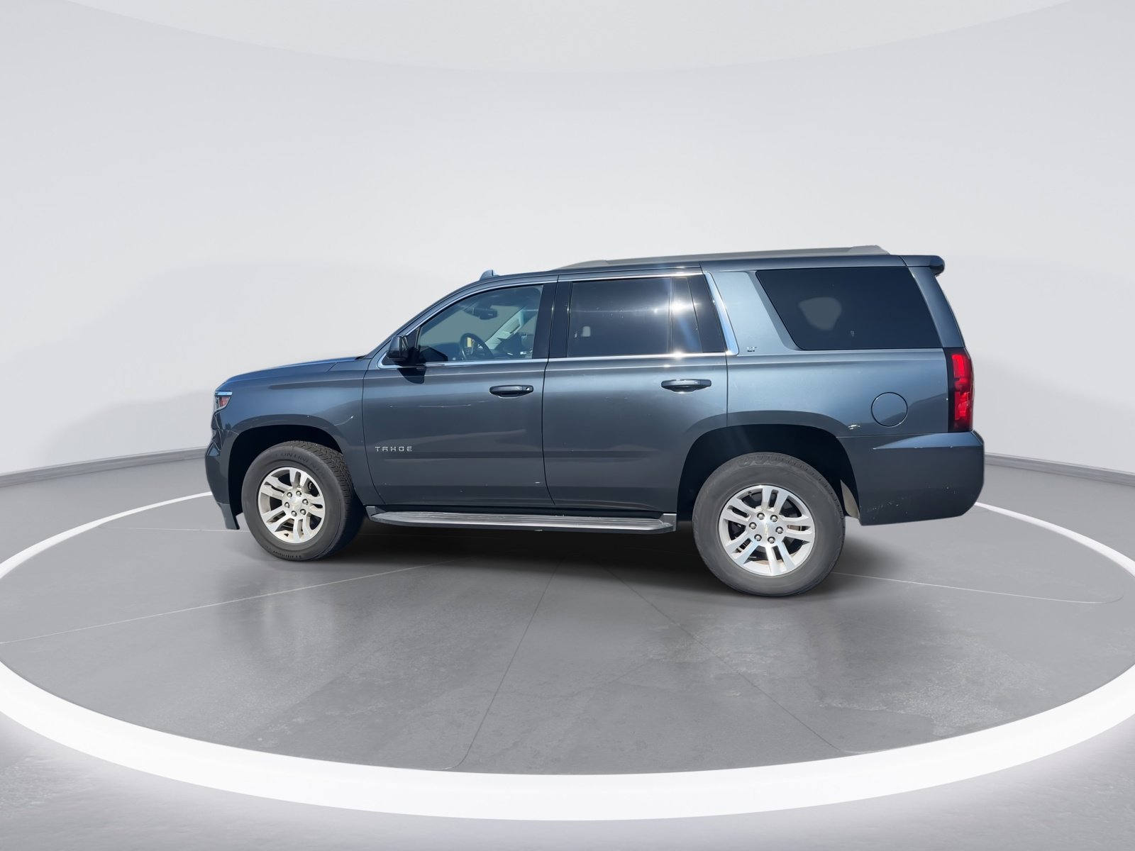 2020 Chevrolet Tahoe LT photo 6