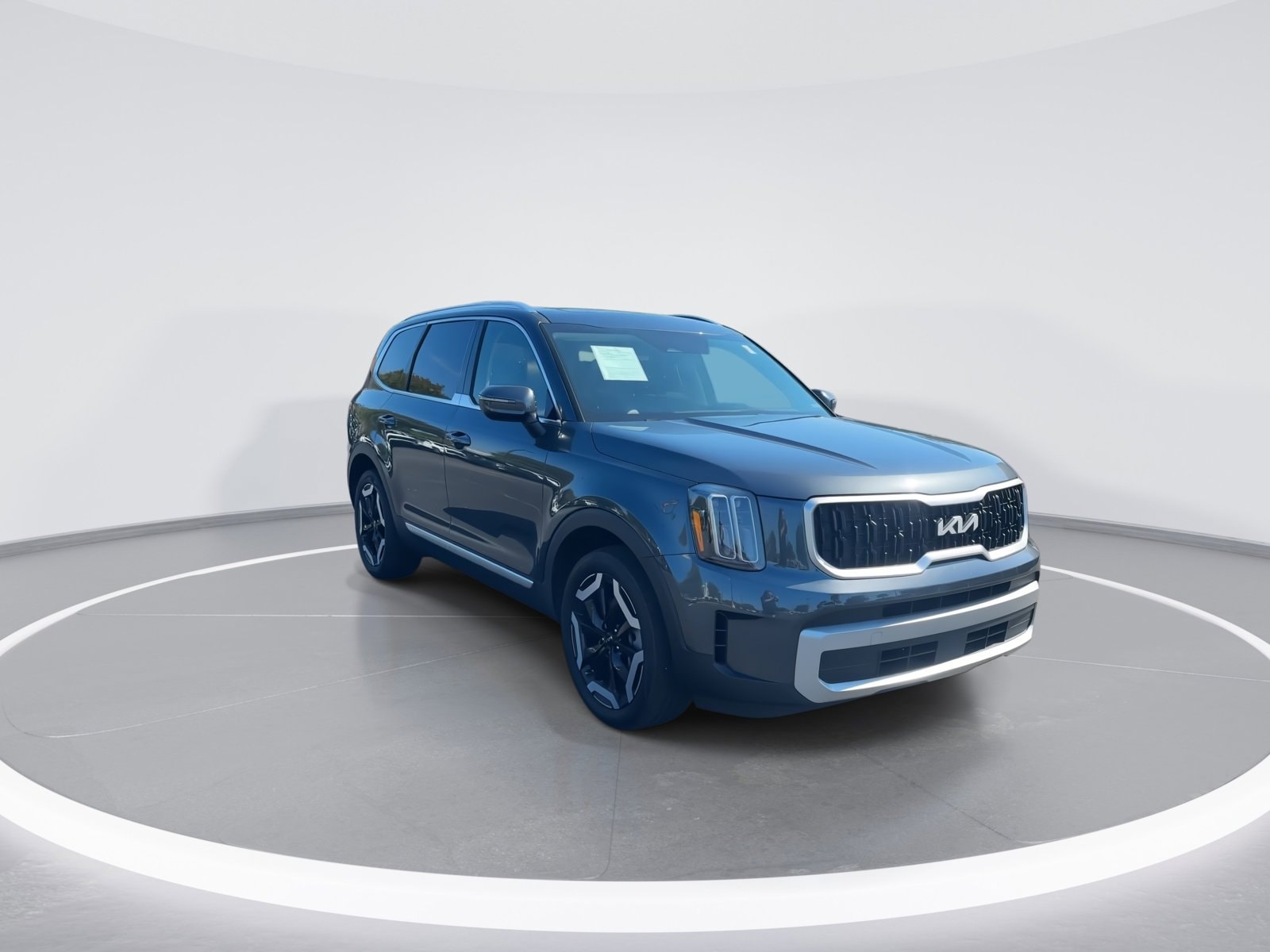 2023 Kia Telluride EX photo 2