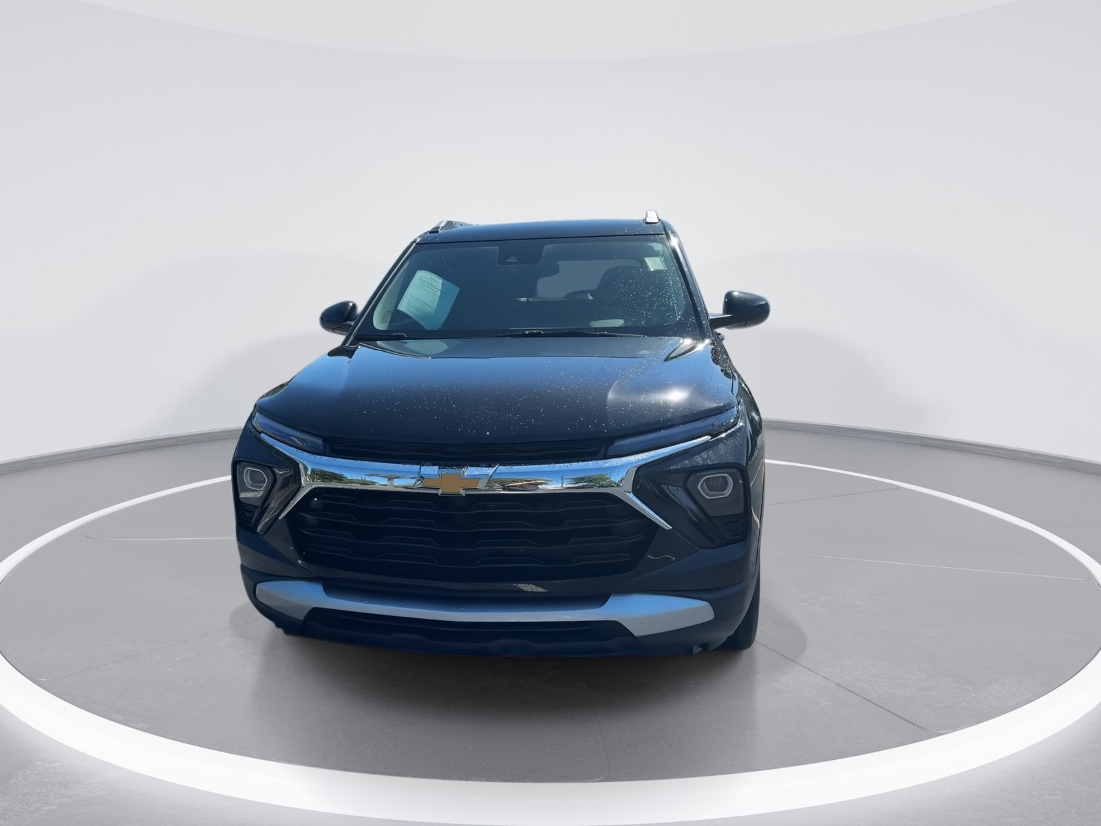 2024 Chevrolet Trailblazer LT photo 3