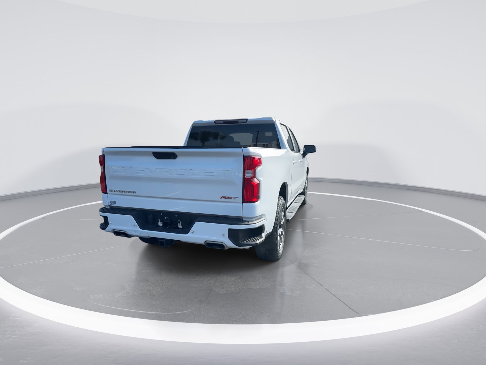 2022 Chevrolet Silverado 1500 LTD RST photo 3