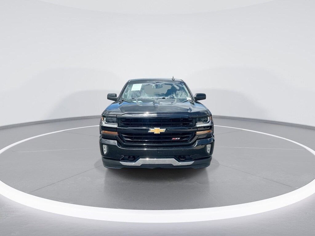 Used 2017 Chevrolet Silverado 1500 LT Pickup