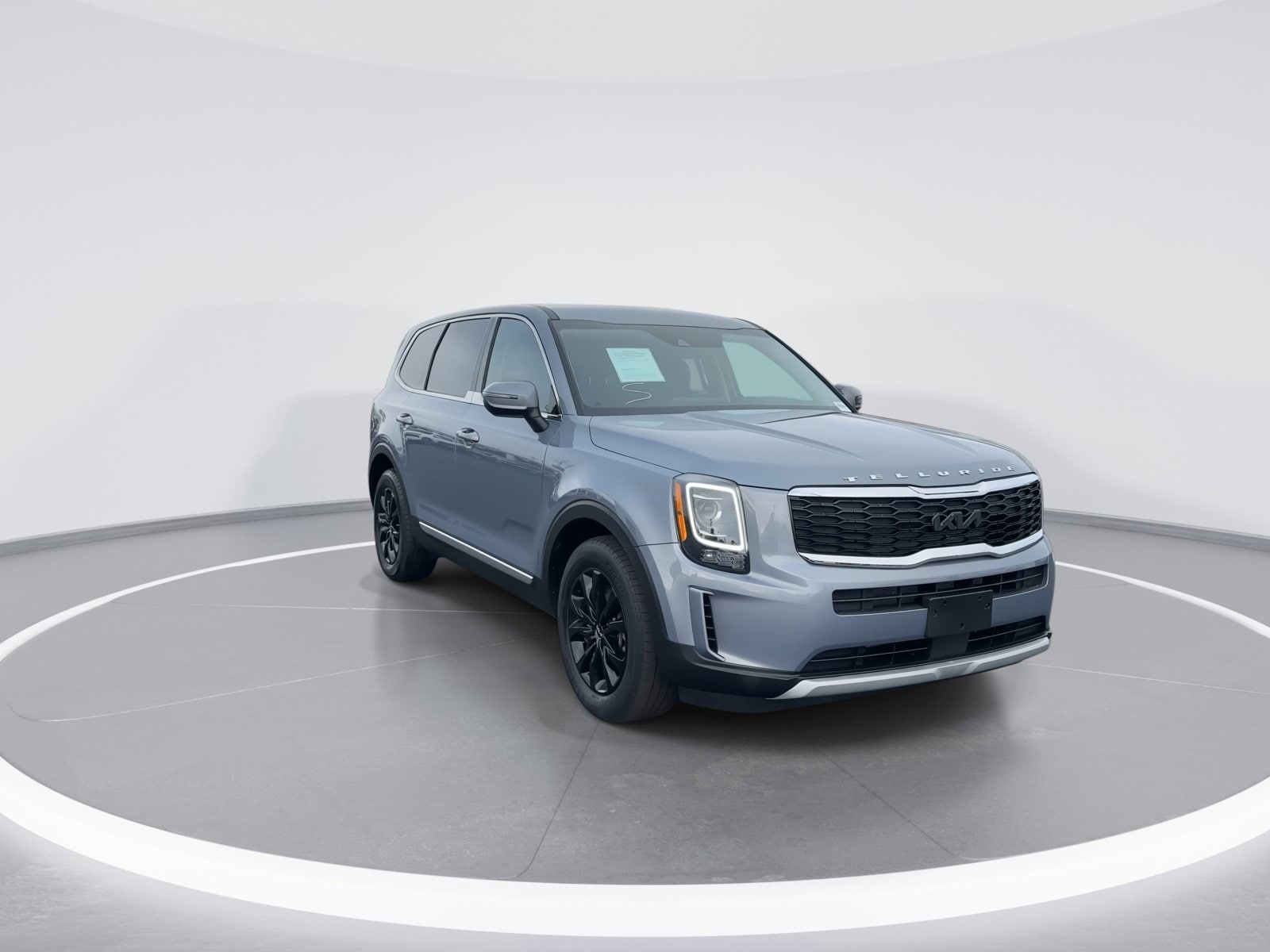 2022 Kia Telluride LX photo 2