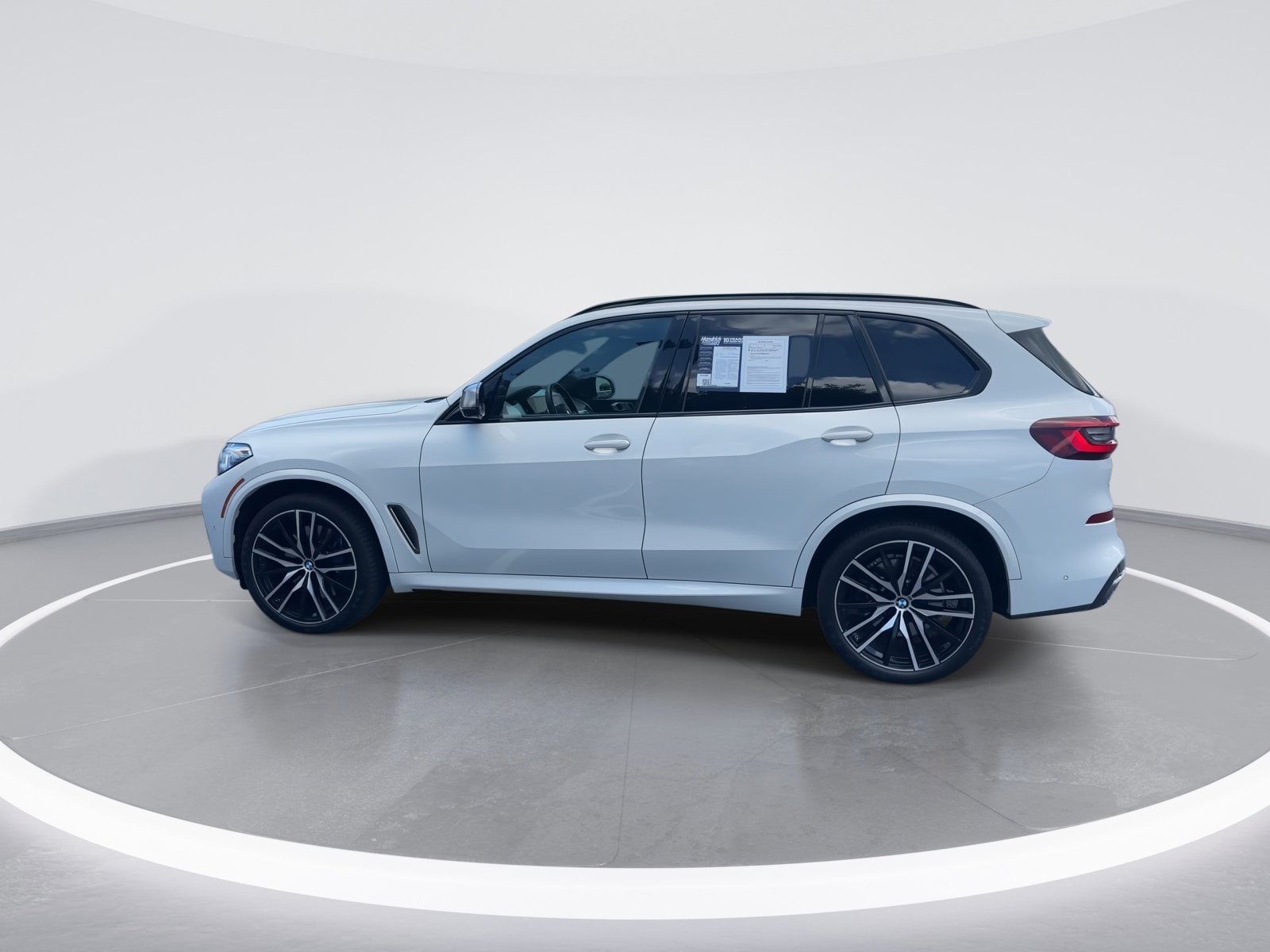 2023 BMW X5 M50i photo 5