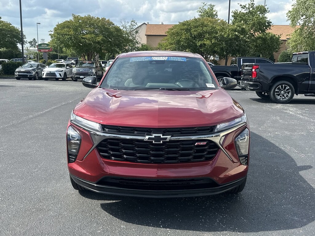 Used 2025 Chevrolet Trax 1RS SUV