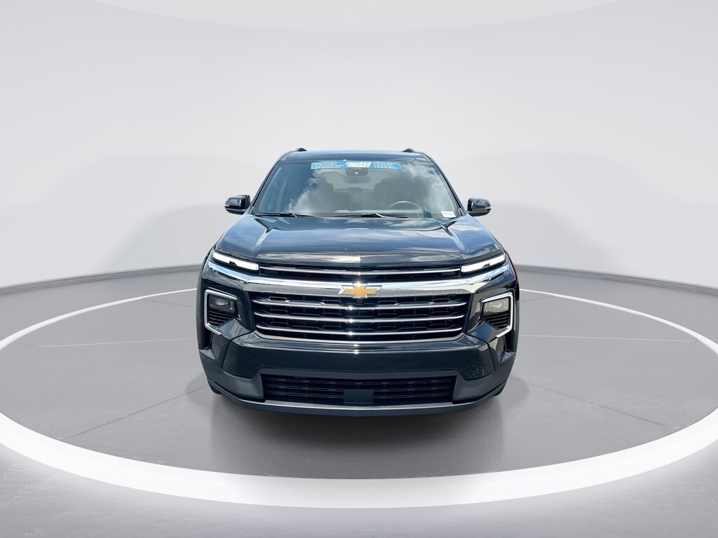 Used 2025 Chevrolet Traverse FWD LT SUV