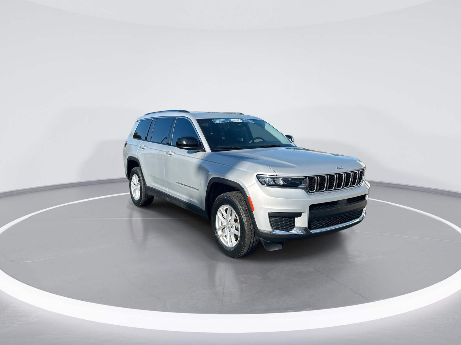 Used 2023 Jeep Grand Cherokee L Laredo SUV