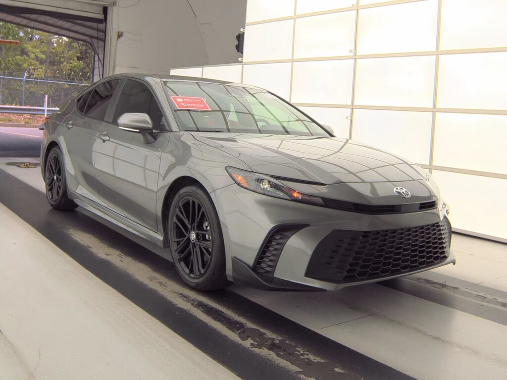 Used 2026 Toyota Camry SE Sedan
